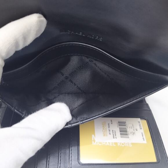 Michael Kors Jet Set Travel Black Quilted Leather Trifold Wallet - NWT $328 - Picture 12 of 16